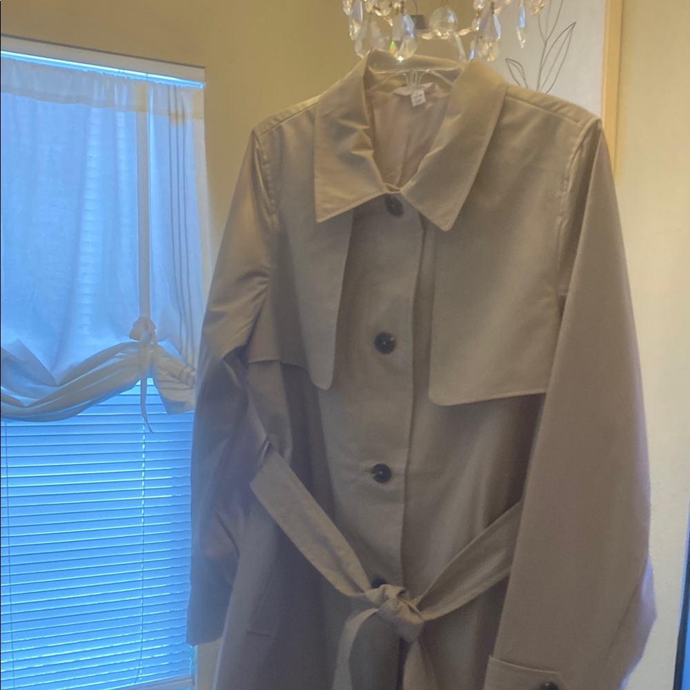 Women's Tan Trench Coat